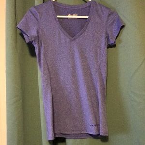 Small Under Armour Blue Heathered fitted tshirt